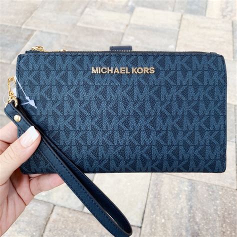 women's michael kors wristlet|Michael Kors wallet with strap.